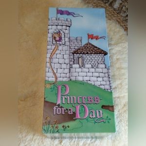 Paradise Galleries Princess-For-A-Day 12" Porcelain Doll Set w Stand & Case